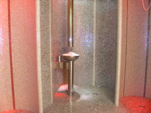 Lodopad-górny-300x225 URZĄDZENIA WELLNESS & SPA